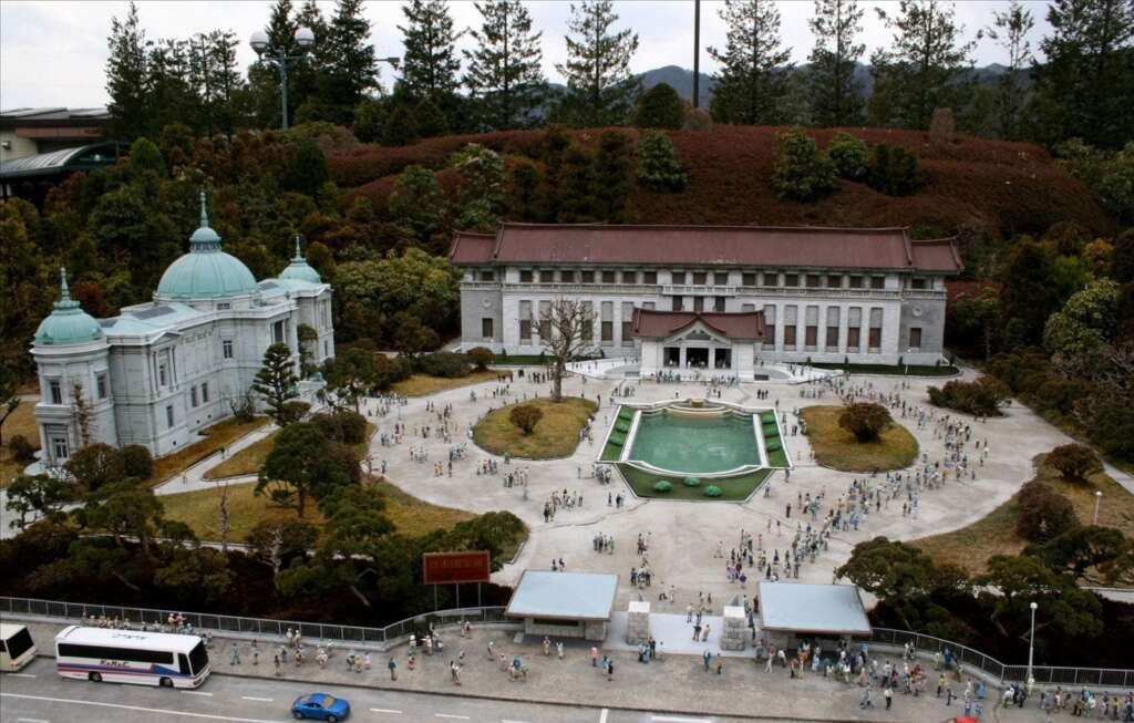 girl who leapt through time