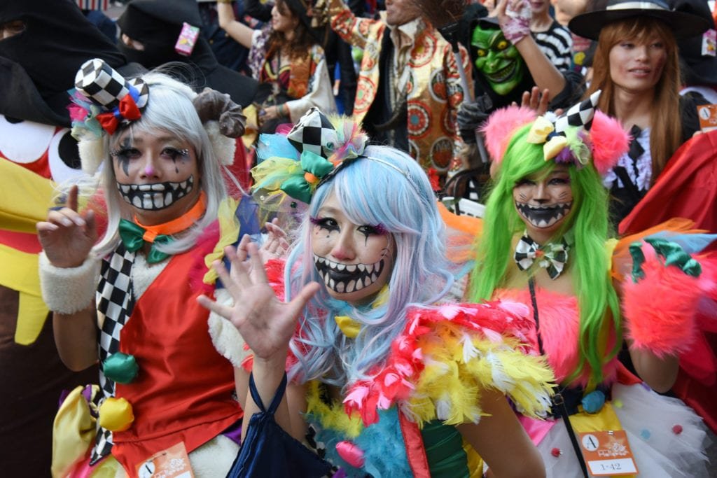 yx20151026w1a Halloween in japan