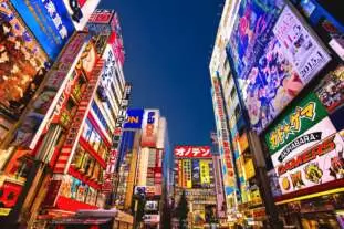 akihabara nightlife ταξίδι στην Ιαπωνία