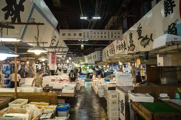 j tsukiji 740x493