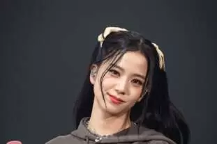 jisoo from blackpink announces solo debut 2023